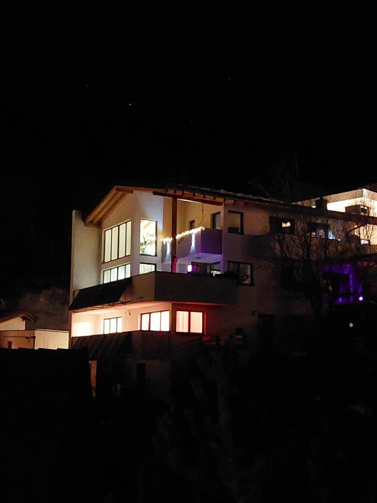 Apartment Mountain View Флийс Екстериор снимка